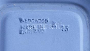 Wedgwood 2 darab jasperware tálka, egyik Diana Spencer és Károly herceg esküvője emlékére, jelzett, ...