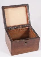cca 1880 Intarziás fa doboz, zárja nélkül, 12x14x10 cm