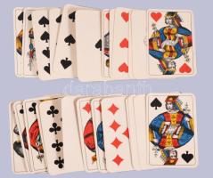 cca 1900-1910 Piatnik tarokk kártya, 32 lapos, 3 különböző (magyar és osztrák) kártyabélyeggel, a lapokon aranyozott sarkokkal, megkímélt állapotban