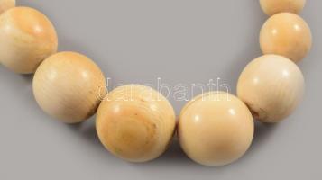 cca 1900 Elefántcsont nyaklánc, nagyméretű szemekkel