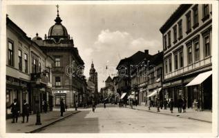 1943 Kassa, Kosice; Kossuth Lajos utca, Petár Sándor, Löwinger, Bradovka üzlete, cukrászda és vendéglő, szálloda / street view, shops, confectionery and restaurant, hotel
