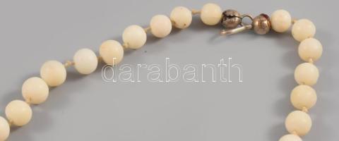 Art deco fehér korall nyakék, h: 52 cm