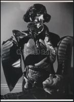 Philippe Halsman (1906-1979) lett - amerikai fotográfus felvétele (Cocteau álma), 1 db modern nagyítás, jelzés nélkül, 21x15 cm