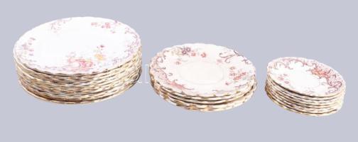 cca 1900-1920 Sarreguemines Fleury 34 részes kávés-teás összeállítás. Jelzett, sérüléssel, mázszínez...