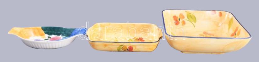 Spanyol 3 darab virágmintás / gyümölcsmintás kínáló, kis kopással, 28x28 cm alatt