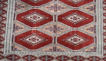 Pakisztáni kézzel készült szőnyeg, jó állapotban, cca 145x90 cm