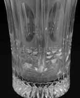 Ólomkristály váza, gazdag csiszolt mintával, m: 25 cm