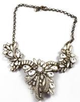 Dekoratív köves nyakék