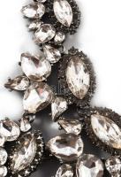 Dekoratív köves nyakék