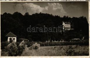 1942 Csucsa, Ciucea; látkép, autóbusz / general view, autobus (vágott / cut)