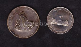 DDR Berlin 1967 Pergamoni oltár 27mm emlékérem T:1/2 + német kegyérem modern 33mm 13,4gr T:3