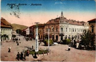 1916 Munkács, Mukacheve, Mukacevo; Árpád tér, Városháza, piac, üzletek. Központi Könyvnyomda kiadása / square, town hall, shops, market (EK)