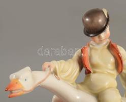 Herendi Ludas Matyi. Kézzel festett, jelzett, hibátlan, 26x20 cm