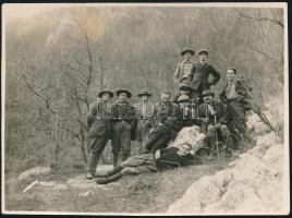 ca 1930 Gödöllői cserkészegylet 1. sz raja feliratozott fotó 9x12 cm