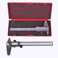 2 darab tolómérő, egyik tokban.