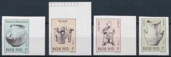 1987 Régészet vágott sor (3.500)