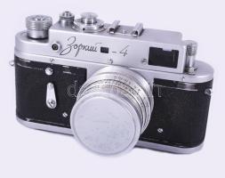 Zorkij-4 retró szovjet fényképezőgép, Jupiter-8 2/50 objektívvel, eredeti bőr tokjában