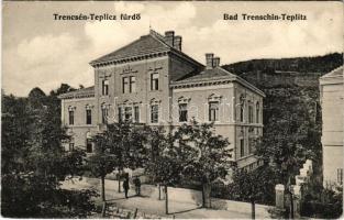 Trencsénteplic, Trencianske Teplice; Tiszti gyógyház. Steiner Ármin kiadása / spa, K.u.K. military officers' bathhouse (EB)