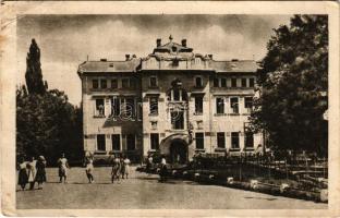 Nyíregyháza, Sóstógyógyfürdő, szálloda. Művészeti Alkotások (EB)