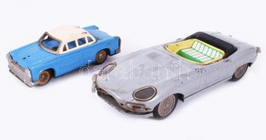 2 darab régi lemez játékautó, hiánnyal, h: 25 cm alatt