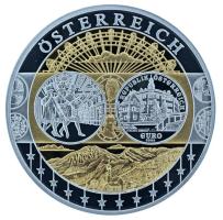2002-2010 k. "Emlékérem az euróövezet országainak közös valutájáról - Ausztria" aranyozott, ezüstözött Cu-Ni emlékérem kapszulában, tanúsítvánnyal (35mm) T:PP