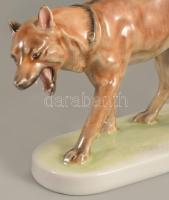 Herendi farkaskutya. Terv: Markup Béla 1935. Jelzett, hibátlan, 19x12 cm