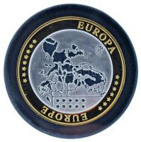 2002-2010 k. "Emlékérem az euróövezet országainak közös valutájáról - San Marino" aranyozott, ezüstözött Cu-Ni emlékérem kapszulában, tanúsítvánnyal (35mm) T:PP