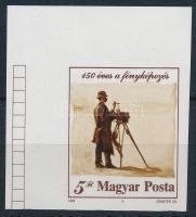 1989 150 éves a fényképezés vágott ívszéli bélyeg