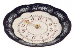 Zsolnay Pompadour falióra. Porcelán, kézzel festett, jelzett, hibátlan d: 25,5 cm
