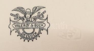 cca 1900 Villeroy &amp; Boch tál életkép jelenettel, jelzett, hibátlan, mázrepedéssel, d: 19,5 c...