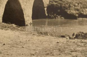 1939 Tarjánné Dvihally Anna (1907-1982): "Hegyesdi híd", fotó kartonon, "B. S. E. Fot...