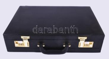 Számzáras aktatáska, jó állapotban, 32x45 cm