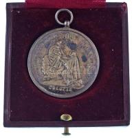 1900 k. "A kalocsai Szent István Jezsuita Gimnázium emlékérme" kétoldalas, peremén jelzett Ag emlékérem füllel, mellszalag nélkül, eredeti "IHS" dísztokban "GYMNASIUM SOCIETATIS JESU AD S. STEPHANUM - IHS - COLOCAE / UNUS ACCIPIT BRAVIUM" (18,01g/40mm) T:AU patina