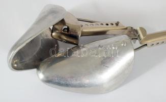 Merz összecsukható fém sámfa pár