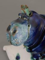 Morvay Zsuzsa (1946-): Víziló alakos asztaldísz, mázas kerámia jelzett, kis pattogzással,14x13 cm