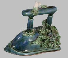 Morvay Zsuzsa (1946-): Vasaló alakos asztaldísz, mázas kerámia jelzett, kis kopással,,14x16 cm