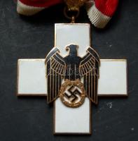Német 3. Birodalmi orvosi fehér sasrend kitüntetés nyakszalaggal és eredeti dobozban T:2
