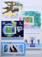 Mongólia blokkgyűjtemény, közel 140 különféle blokk 16 lapos A/4 berakóban