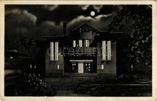 1939 Munkács, Mukacheve, Mukacevo; Városi mozi este holdfényben / cinema (EB)