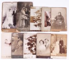 10 db vegyes keményhátú fotó, 16x10,5 cm és 21,5x13 cm közötti méretben