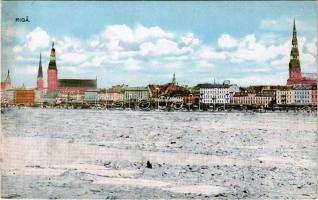 Riga, general view in winter, floating ice (fl)