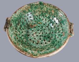 Szűrő. Alföld, cca 19. sz. közepe - második fele, felületi sérüléssel, repedésvonallal, d: 32 cm