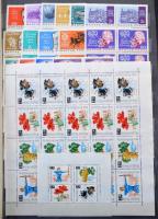 Hatalmas magyar tétel, főleg modern anyag a 90-es évekig egy kevés régivel 11 db A/4 és nagy + 2 db ...