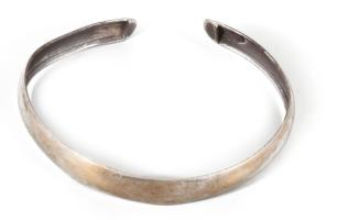 Ezüst (Ag) karperec, jelzett, nettó 6,7g