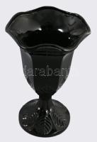 Francia fekete üveg kehely, jelzett, m: 15,5 cm