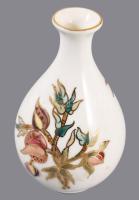 Zsolnay aranykontúrozott virágmintás kisváza. Jelzett, hibátlan, m: 11,5 cm