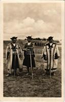 1931 Hortobágy, Gulyások, kiadja Springer könyv és papírkereskedése