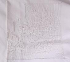 2 darab régi nagy párnahuzat hímzéses díszítéssel, 68x80 cm