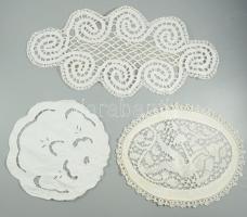 8 darab csipke terítő klf eljárásokkal készítve, kötött, horgolt, vert csipke, necc