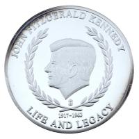 2007. "John Fitzgerald Kennedy 1917-1963 - Life and Legacy / Inauguration of President John F. Kennedy - January 20. 1961" kétoldalas, ezüstözött Cu emlékérem, kapszulában, dísztokban, sorszámozott tanúsítvánnyal (40mm) T:PP patina